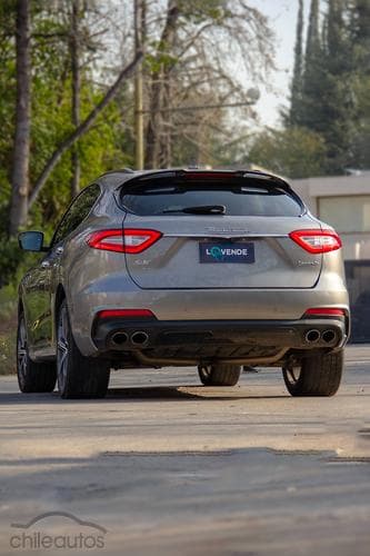 Maserati Levante 6