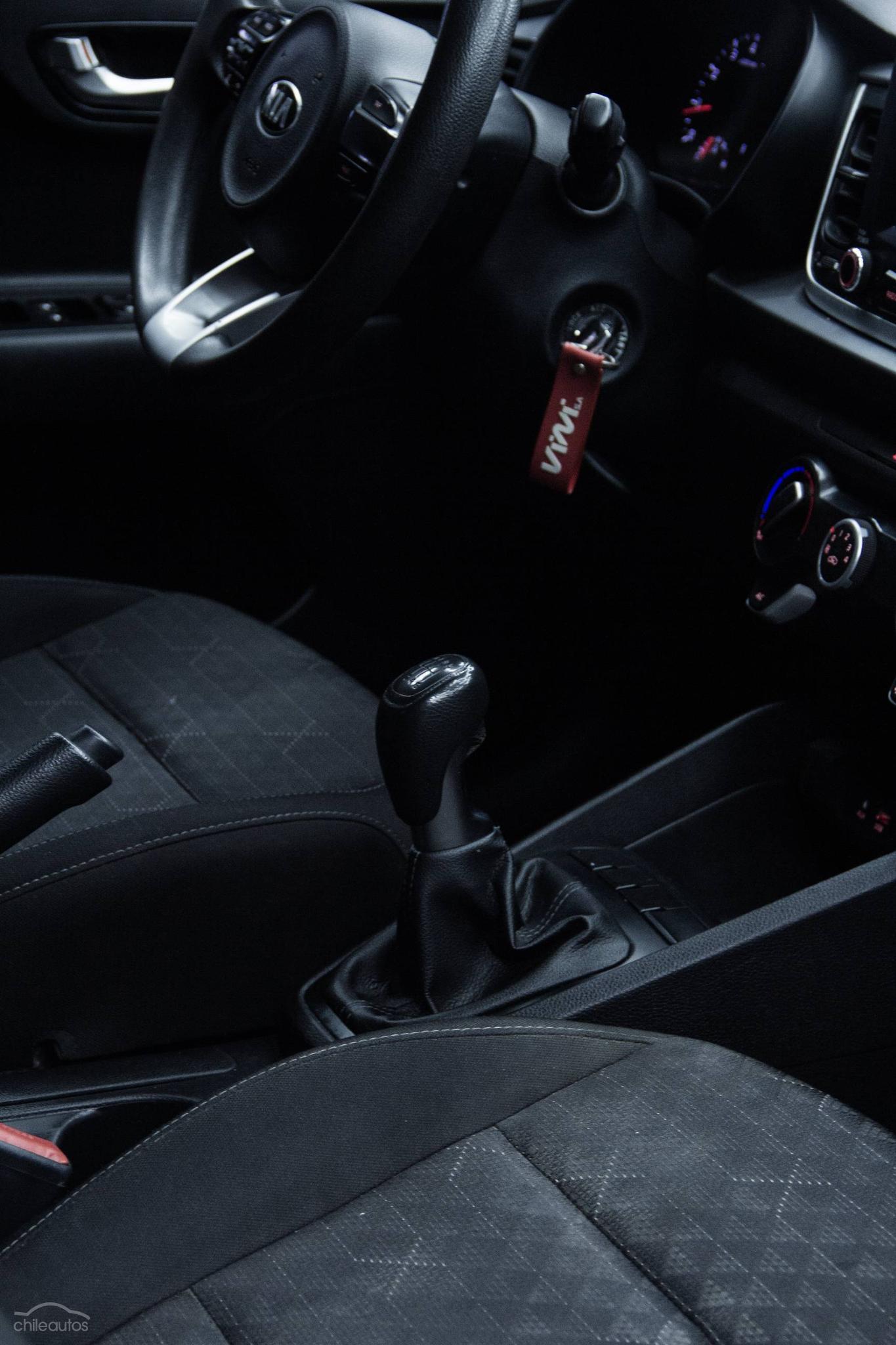 Kia Soluto 10