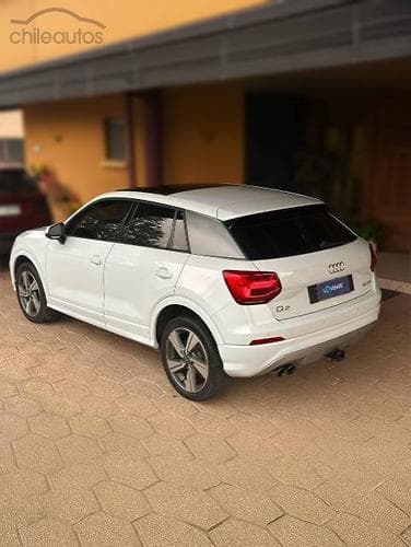 Audi Q2 4