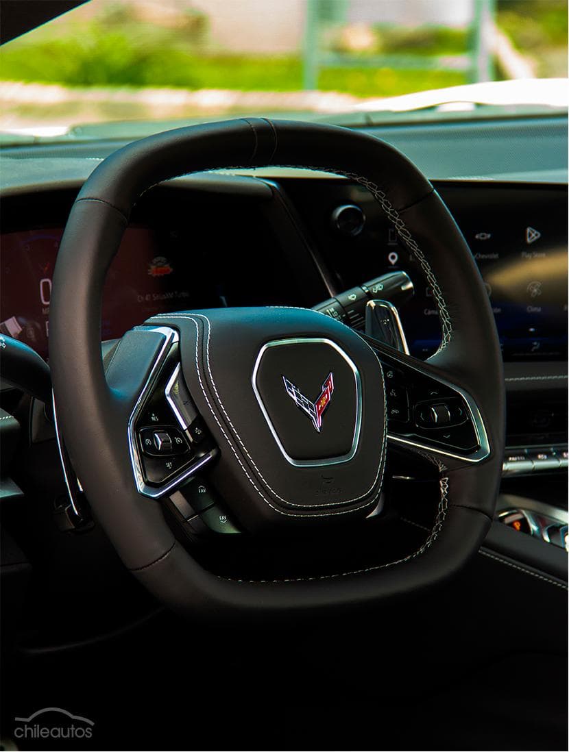 Chevrolet Corvette 12