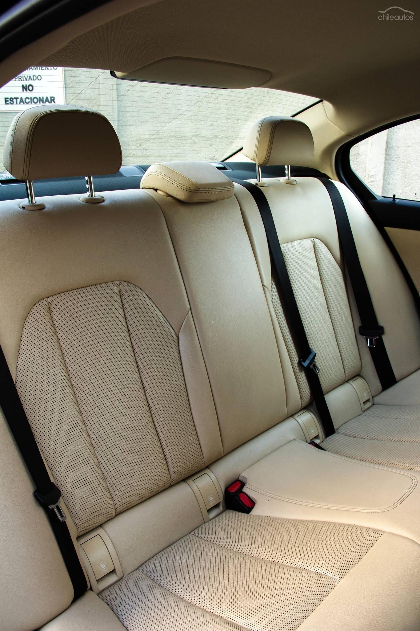 BMW 320I 17