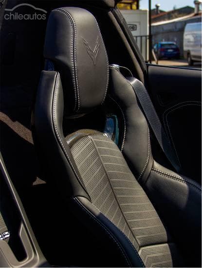 Chevrolet Corvette 6