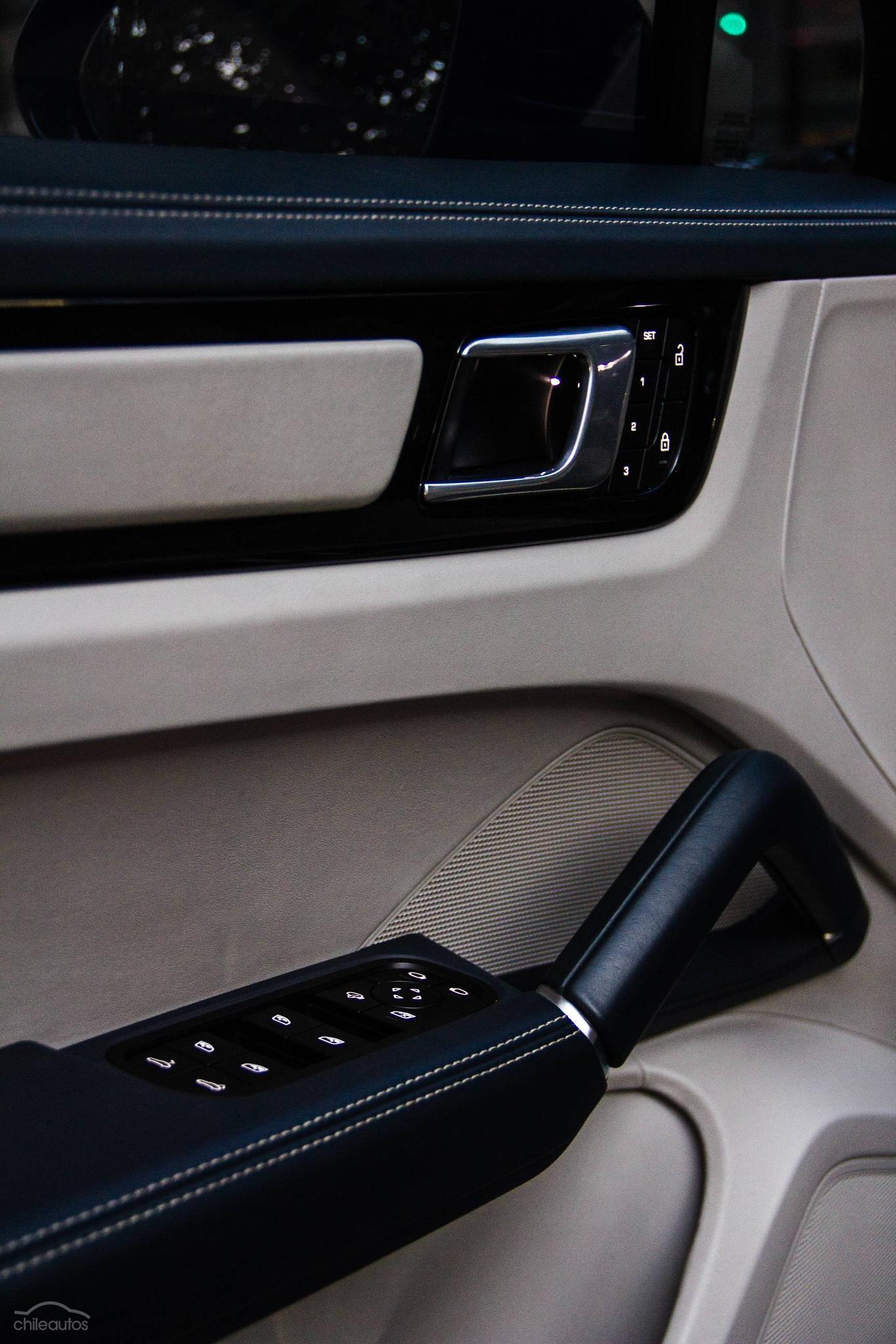 Porsche Cayenne 19