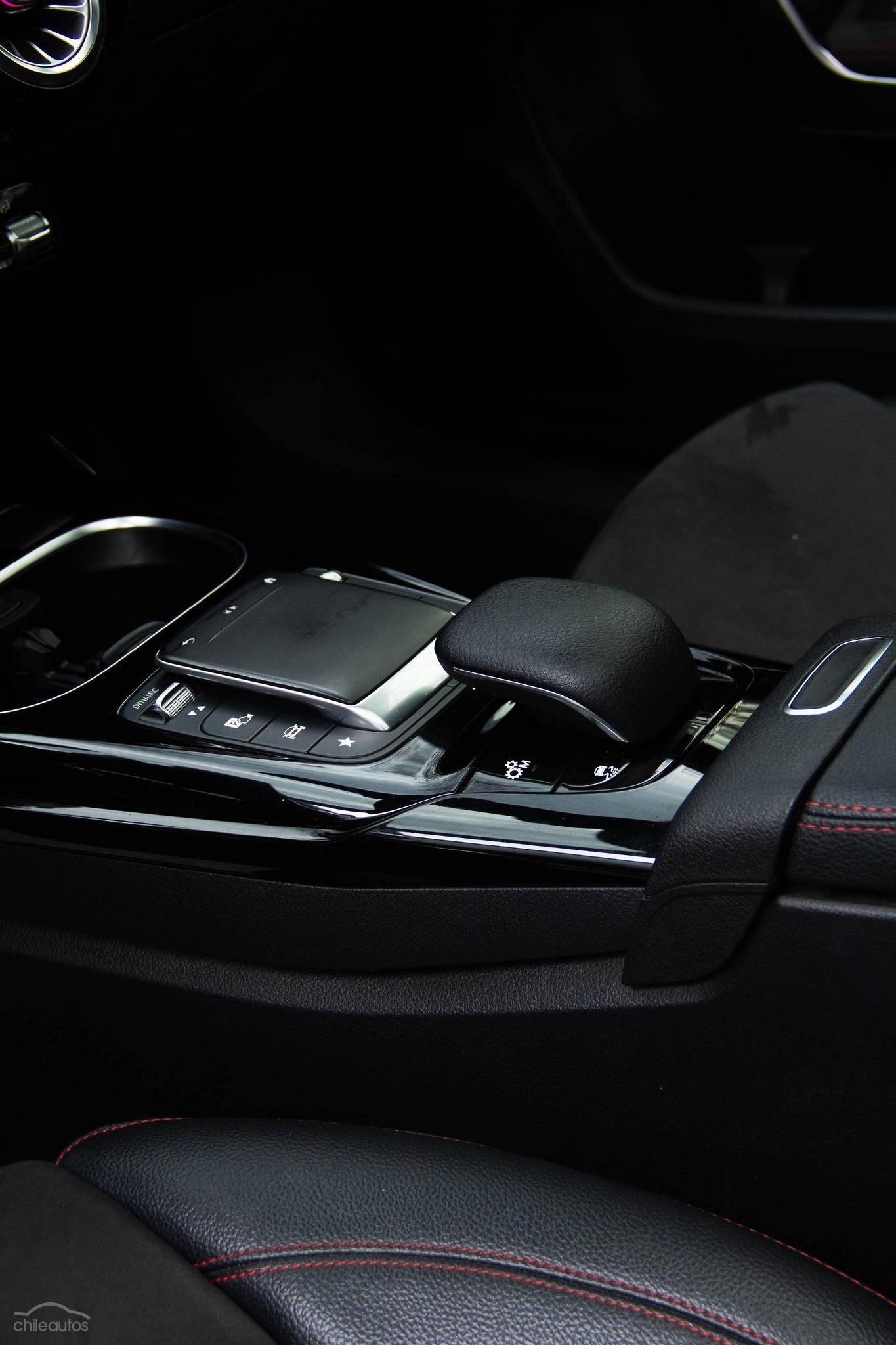 Mercedes-Benz A 35 Amg 16