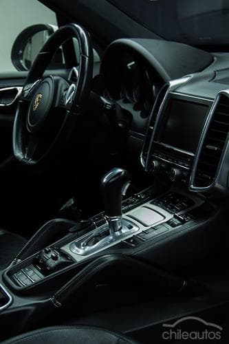 Porsche Cayenne 13