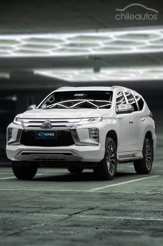 Mitsubishi Montero Sport 4
