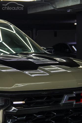 Chevrolet Silverado 8