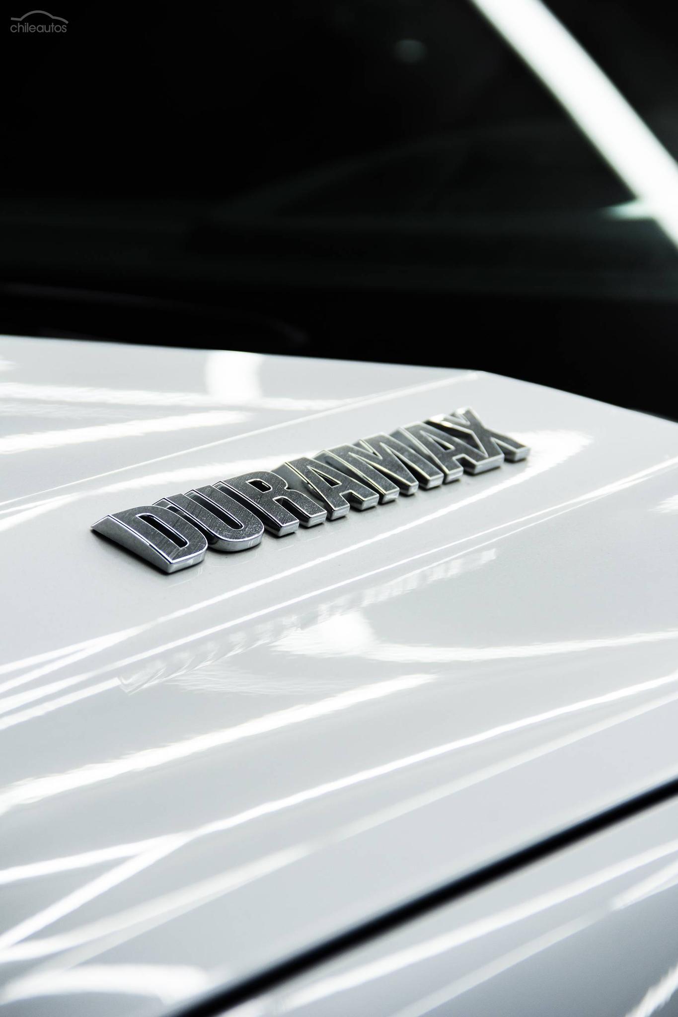 Chevrolet Silverado 11