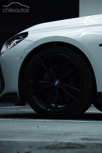 BMW M240 8