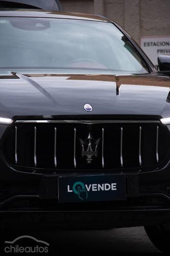 Maserati Levante 8