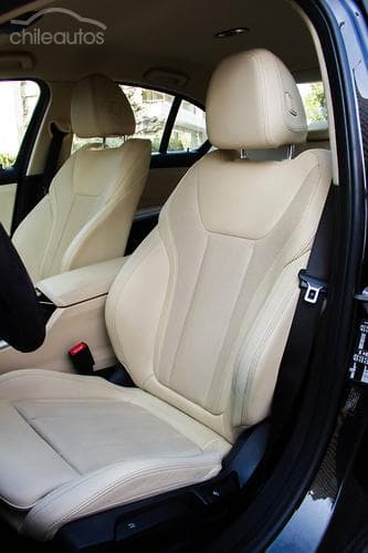 BMW 320I 16