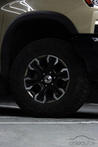 Chevrolet Silverado 19