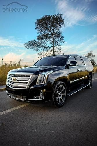 Cadillac Escalade 4