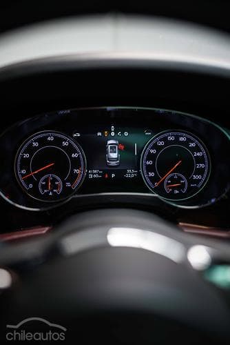 Bentley Bentayga 5