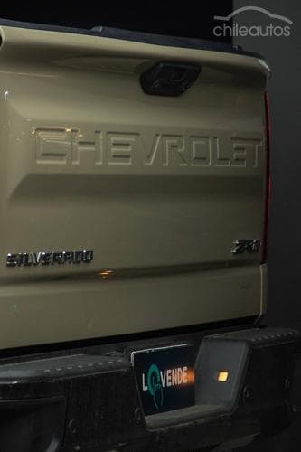 Chevrolet Silverado 7