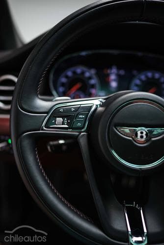 Bentley Bentayga 13