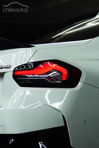BMW M240 9