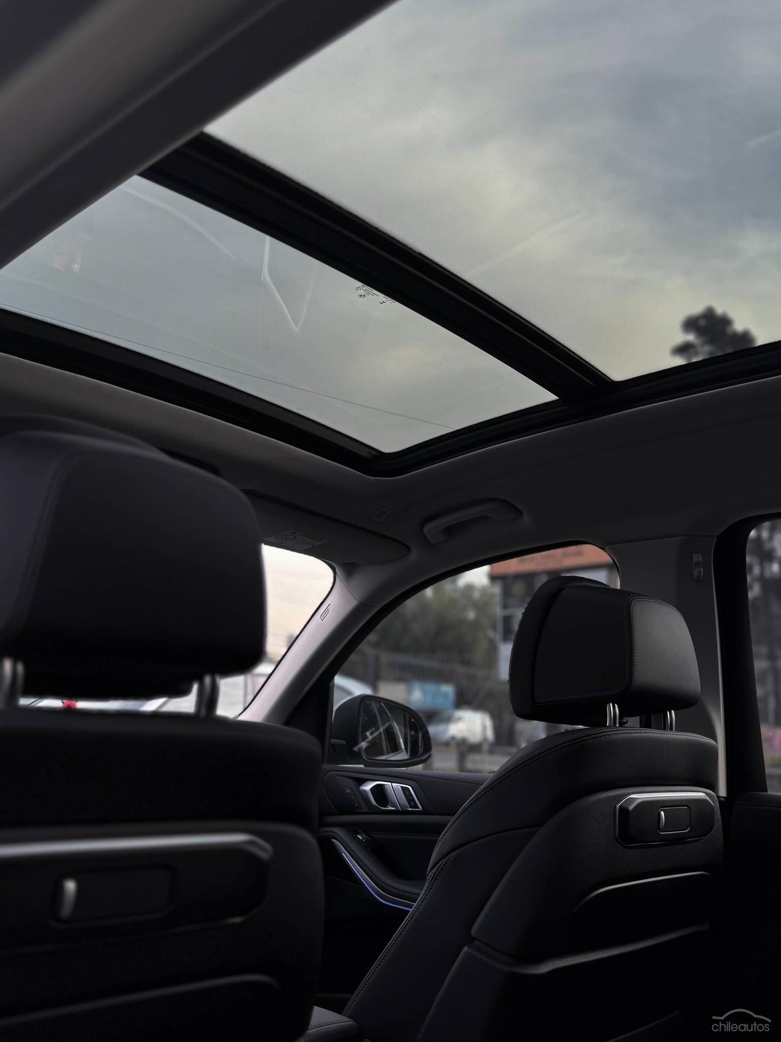 BMW X7 12